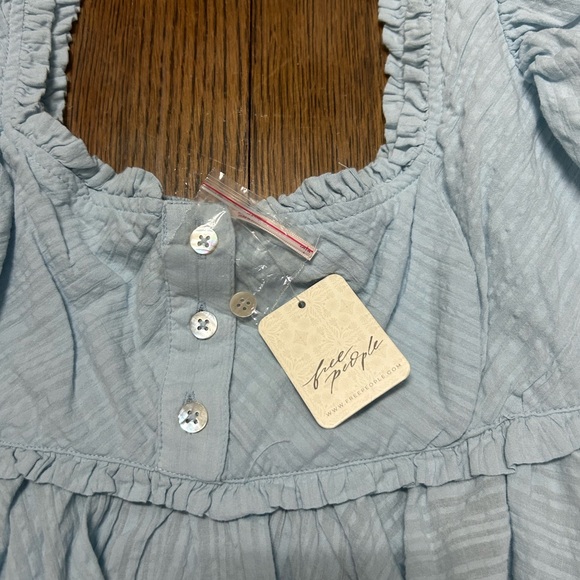 Free People Flowy Square Neck Shirt in Light Blue - Small - Picture 3 of 4